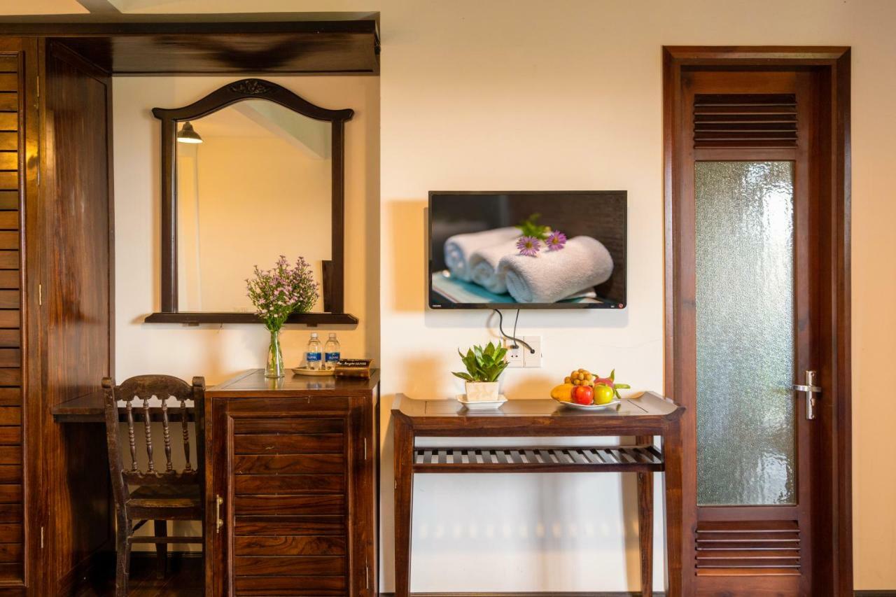 Calm House Hotel Hoi An 1 Экстерьер фото