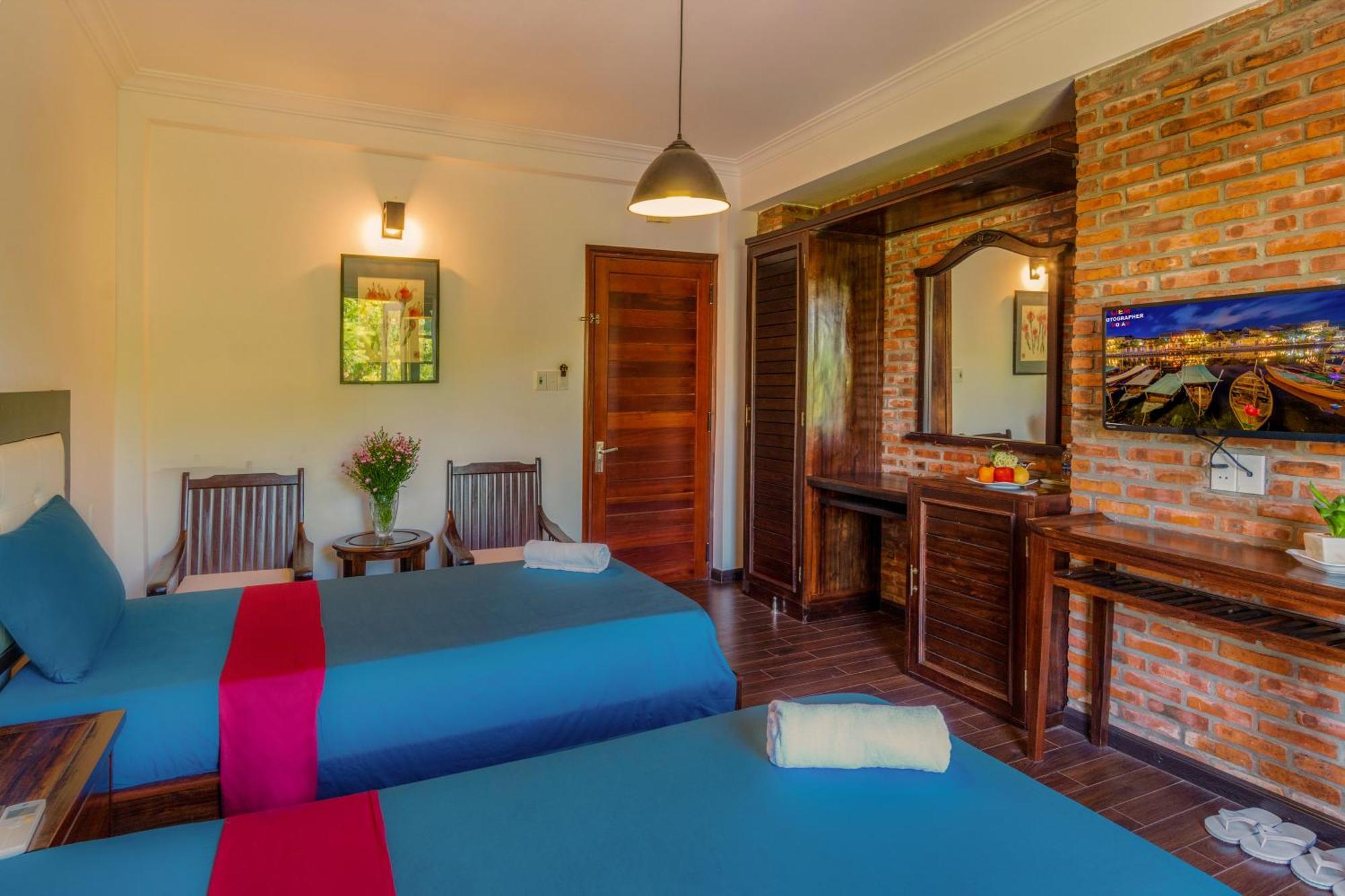 Calm House Hotel Hoi An 1 Экстерьер фото