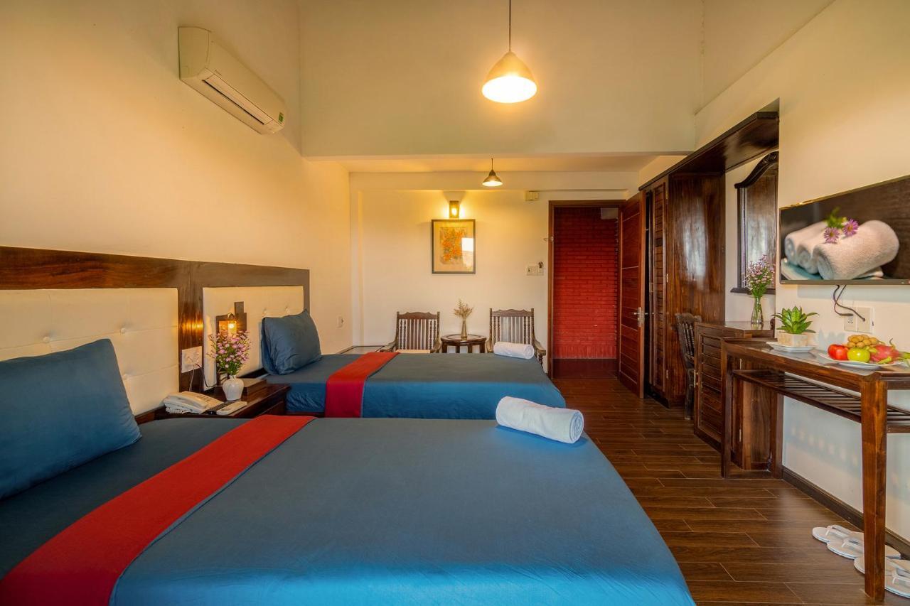 Calm House Hotel Hoi An 1 Экстерьер фото